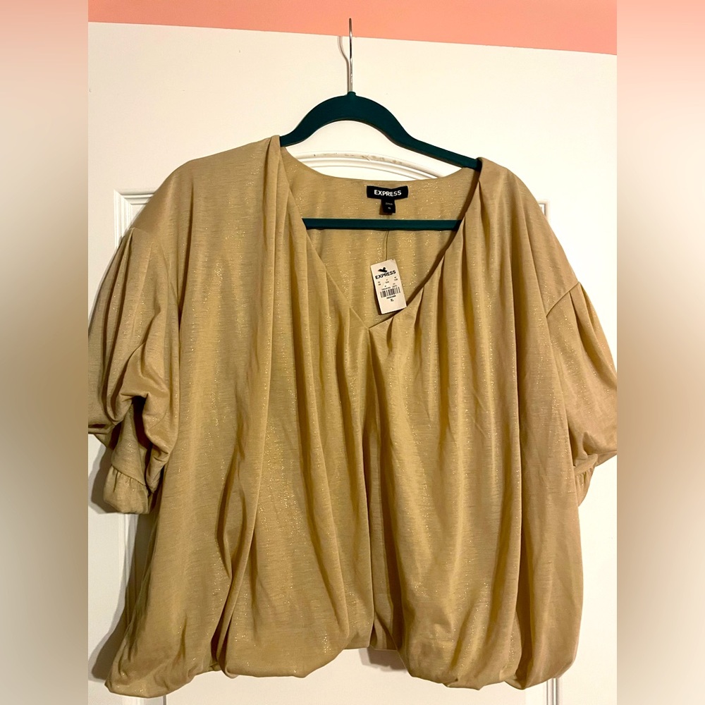 Bubble hem tshirt
